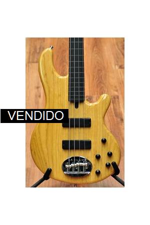 Lakland Skyline 4401 Natural Fretless Lakland Skyline 4401 Natural Fretless